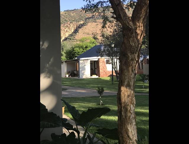 1 BEDROOM SECTIONAL TITLE FOR SALE IN WIGWAM